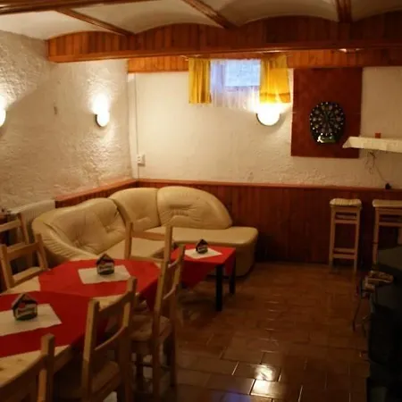 Alexandra Lodge Karlsbad